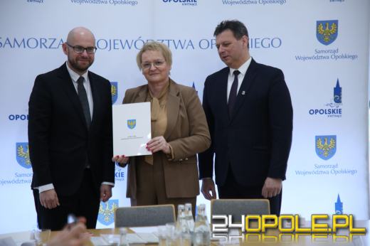 Sportowe inwestycje z dofinansowaniem. Umowy dla ośmiu samorządów