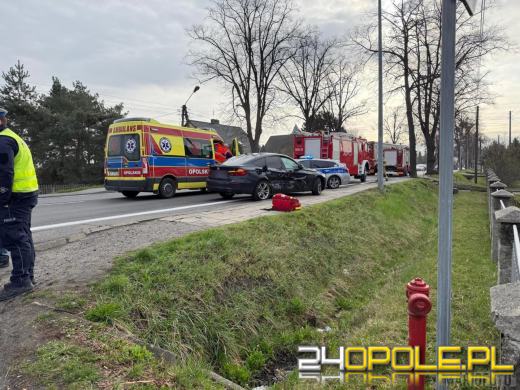 Zderzenie pojazdów na ulicy Strzeleckiej w Opolu