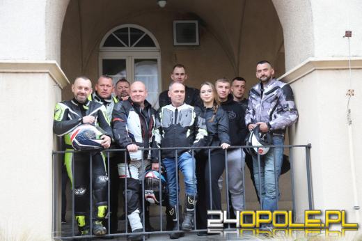 Motojajeczko na opolskim rynku mimo niesprzyjającej pogody