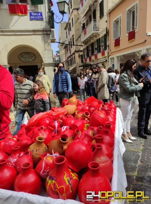 Wielkanoc na świecie. Te zwyczaje naprawdę mogą zaskoczyć
