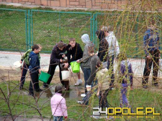 Śmigus-dyngus. Skąd się wziął i co naprawdę oznacza ten zwyczaj?