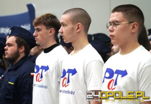 Ślubowanie i odznaczenia - uroczysty dzień w opolskiej Policji