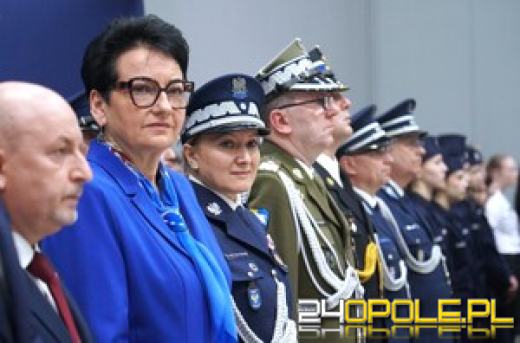 Ślubowanie i odznaczenia - uroczysty dzień w opolskiej Policji
