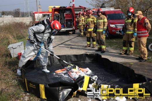 Nagła mobilizacja służb w zakładzie. W tle scenariusz zagrożenia chemicznego