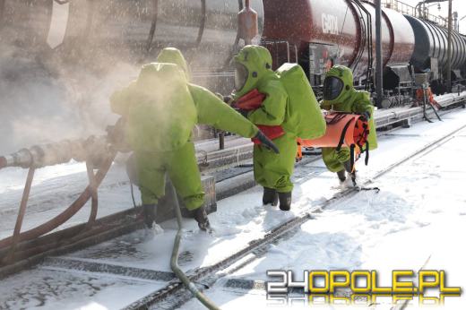 Nagła mobilizacja służb w zakładzie. W tle scenariusz zagrożenia chemicznego