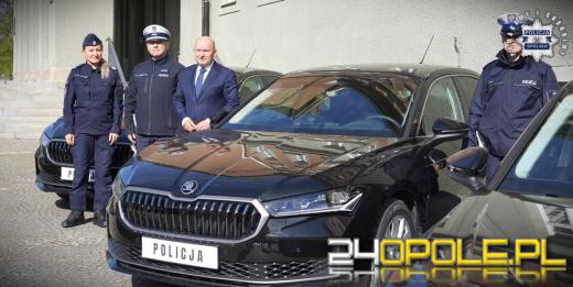 Nowe radiowozy z wideorejestratorami w służbie opolskich policjantów