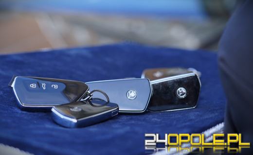 Nowe radiowozy z wideorejestratorami w służbie opolskich policjantów