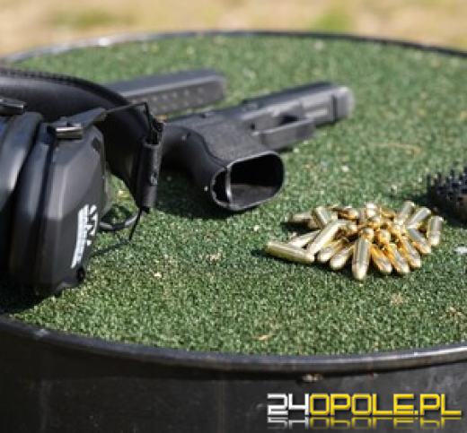 Opolscy policjanci zdobyli pierwsze miejsce w zawodach strzeleckich