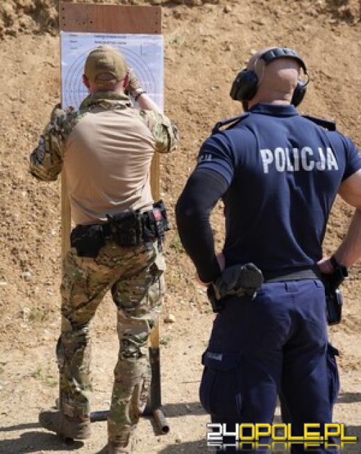 Opolscy policjanci zdobyli pierwsze miejsce w zawodach strzeleckich