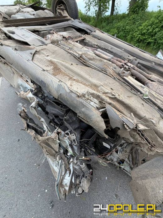 Zderzenie czterech aut pod Głubczycami. Sześć osób trafiło do szpitala