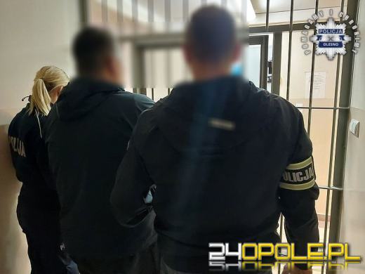 Zostawił kwiaty, ukradł kasę. Tak zakończyła się romantyczna miłość