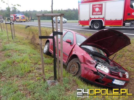 Zderzenie na łączniku obwodnicy Kędzierzyna-Koźla. Jedna osoba trafiła do szpitala