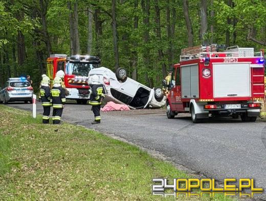 23-latka dachowała pod Opolem. Lądował śmigłowiec LPR