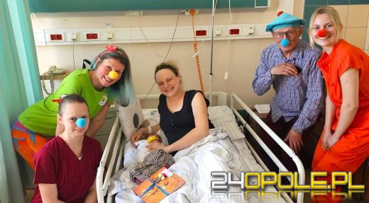 Dzień Matki na oddziale. Mamy i maluchy otrzymały wyjątkowe upominki