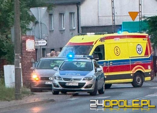 68-latka wpadła do wody - pomógł policjant drogówki po służbie
