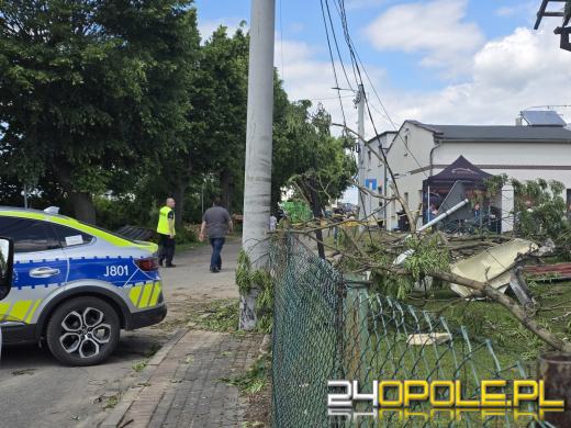 Burza zostawiła po sobie zniszczenia. Uszkodzonych 18 budynków