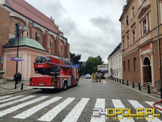 Pożar mieszkania przy opolskim Rynku. Ewakuowano osiem osób