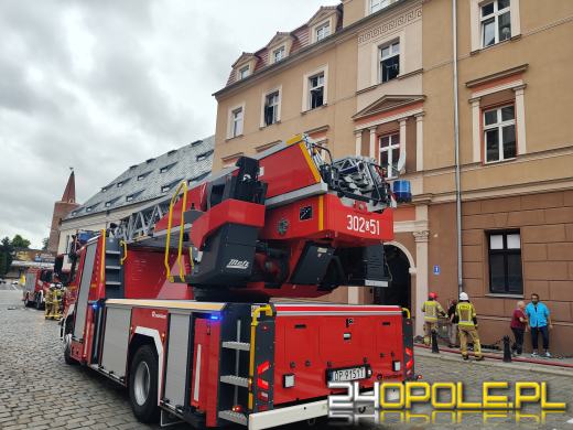 Pożar mieszkania przy opolskim Rynku. Ewakuowano osiem osób