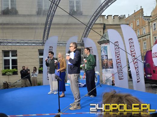Wydarzenia okołofestiwalowe rozpoczęte. Na Rynku trwa święto 40-lecia Teleexpressu