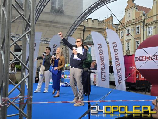 Wydarzenia okołofestiwalowe rozpoczęte. Na Rynku trwa święto 40-lecia Teleexpressu
