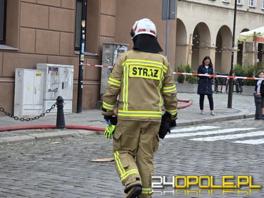 Pożar mieszkania przy opolskim Rynku. Ewakuowano osiem osób