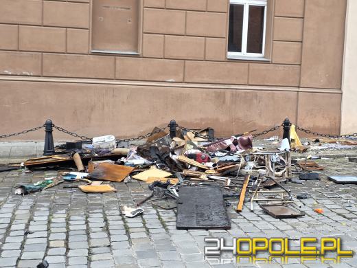 Pożar mieszkania przy opolskim Rynku. Ewakuowano osiem osób
