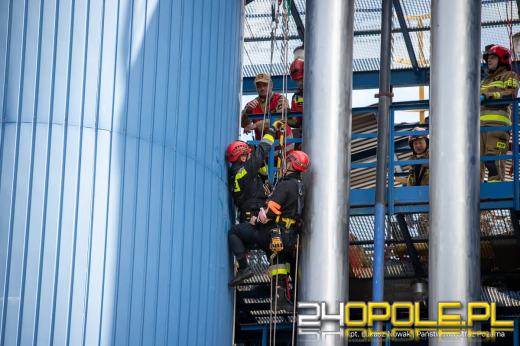 Wyciek chemikaliów i wypadek na wysokości