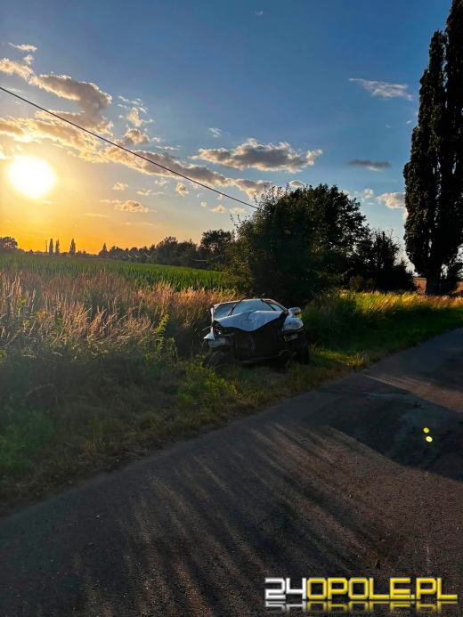 Prawie 2 promile za kierownicą. Jazdę zakończył w przydrożnym rowie
