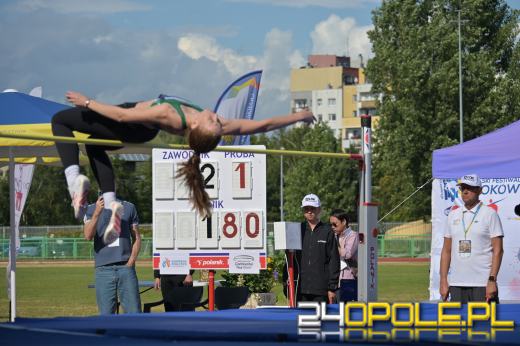 Jubileuszowy Festiwal Skoków w Opolu. Na stadionie rywalizuje mocna obsada