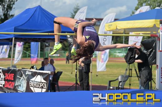 Jubileuszowy Festiwal Skoków w Opolu. Na stadionie rywalizuje mocna obsada