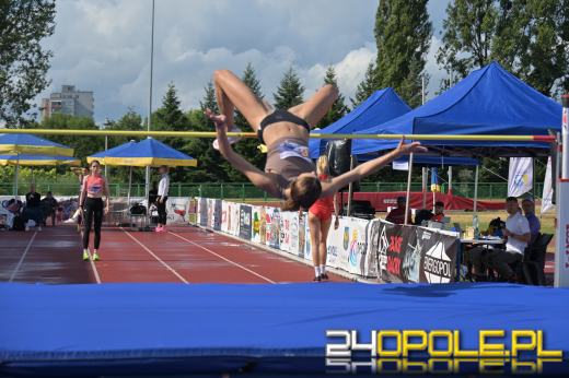 Jubileuszowy Festiwal Skoków w Opolu. Na stadionie rywalizuje mocna obsada