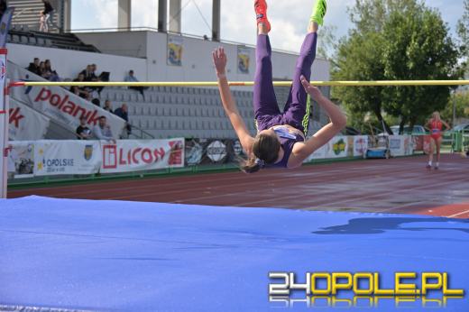 Jubileuszowy Festiwal Skoków w Opolu. Na stadionie rywalizuje mocna obsada