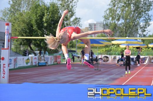 Jubileuszowy Festiwal Skoków w Opolu. Na stadionie rywalizuje mocna obsada