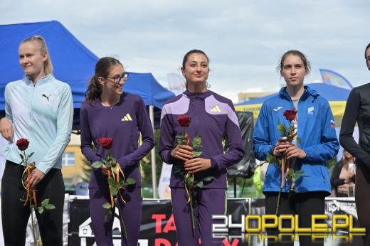 Jubileuszowy Festiwal Skoków w Opolu. Na stadionie rywalizuje mocna obsada