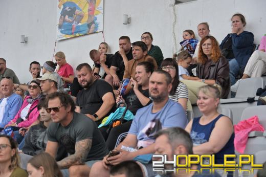 Jubileuszowy Festiwal Skoków w Opolu. Na stadionie rywalizuje mocna obsada