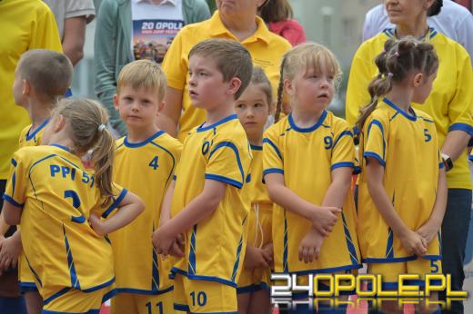 Jubileuszowy Festiwal Skoków w Opolu. Na stadionie rywalizuje mocna obsada