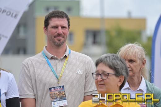 Jubileuszowy Festiwal Skoków w Opolu. Na stadionie rywalizuje mocna obsada