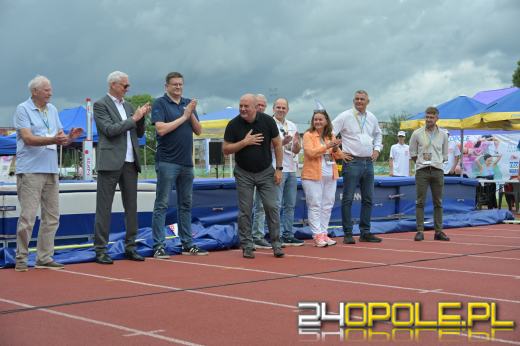 Jubileuszowy Festiwal Skoków w Opolu. Na stadionie rywalizuje mocna obsada