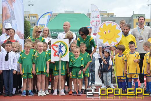 Jubileuszowy Festiwal Skoków w Opolu. Na stadionie rywalizuje mocna obsada