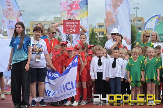 Jubileuszowy Festiwal Skoków w Opolu. Na stadionie rywalizuje mocna obsada