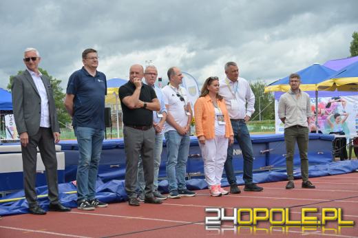 Jubileuszowy Festiwal Skoków w Opolu. Na stadionie rywalizuje mocna obsada