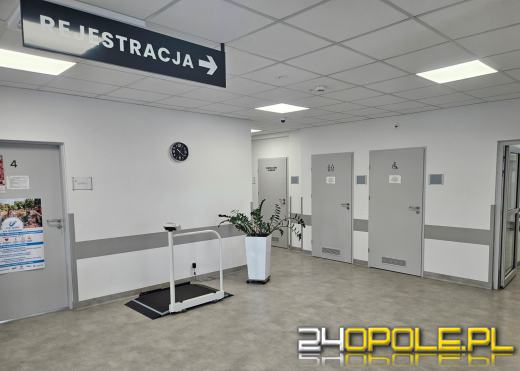 Tymczasowe zmiany przy wejściu głównym do Uniwersyteckiego Szpitala w Opolu 