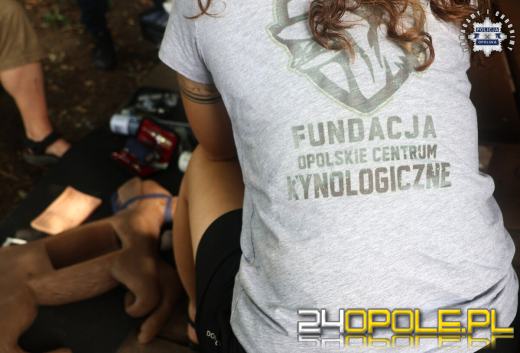 Opolscy policjanci szkolili się z pierwszej pomocy przedmedycznej psów