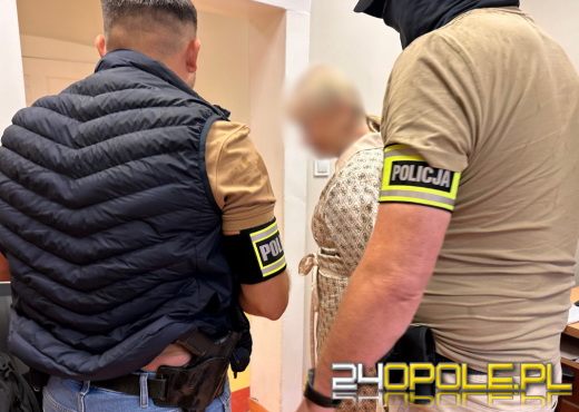Zarzuty korupcji i przekroczenia uprawnień dla lekarki i podległej jej pracownicy medycznej
