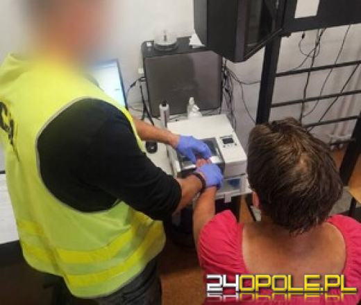 Po sprzeczce o papierosy sięgnęła po nóż. 46-latek trafił do szpitala