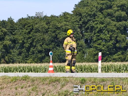 Wypadek na DW 414 w Chrzelicach. Droga jest zablokowana