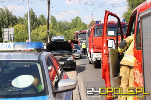 Zderzenie trzech pojazdów w Opolu-Chmielowicach