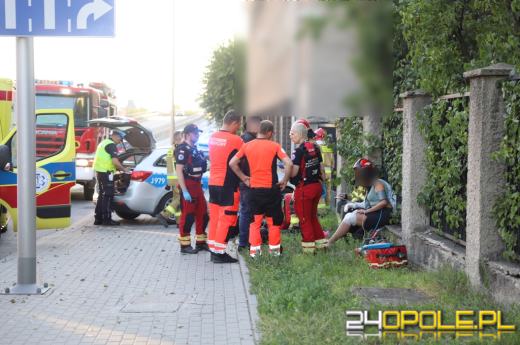 Upadek motocykla. Pasażerka została zabrana do szpitala