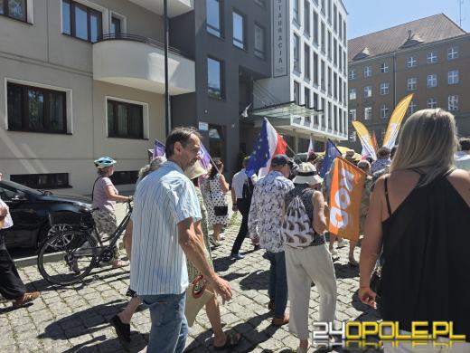 Marsz przeciwko przemocy przeszedł przez Opole