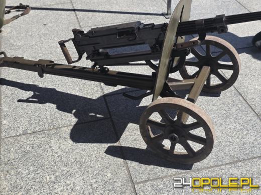 Święto Wojska Polskiego w Opolu. Uroczysty apel i wojskowy piknik
